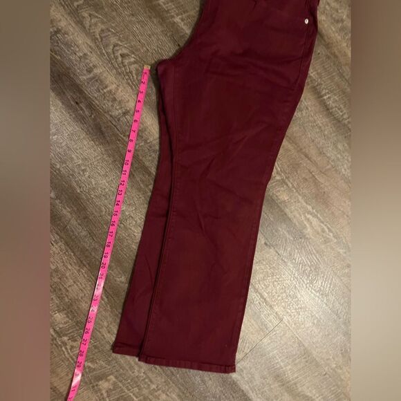Levi's Plus Classic Straight Jeans Windsor Wine- Size 24W - Picture 9 of 13